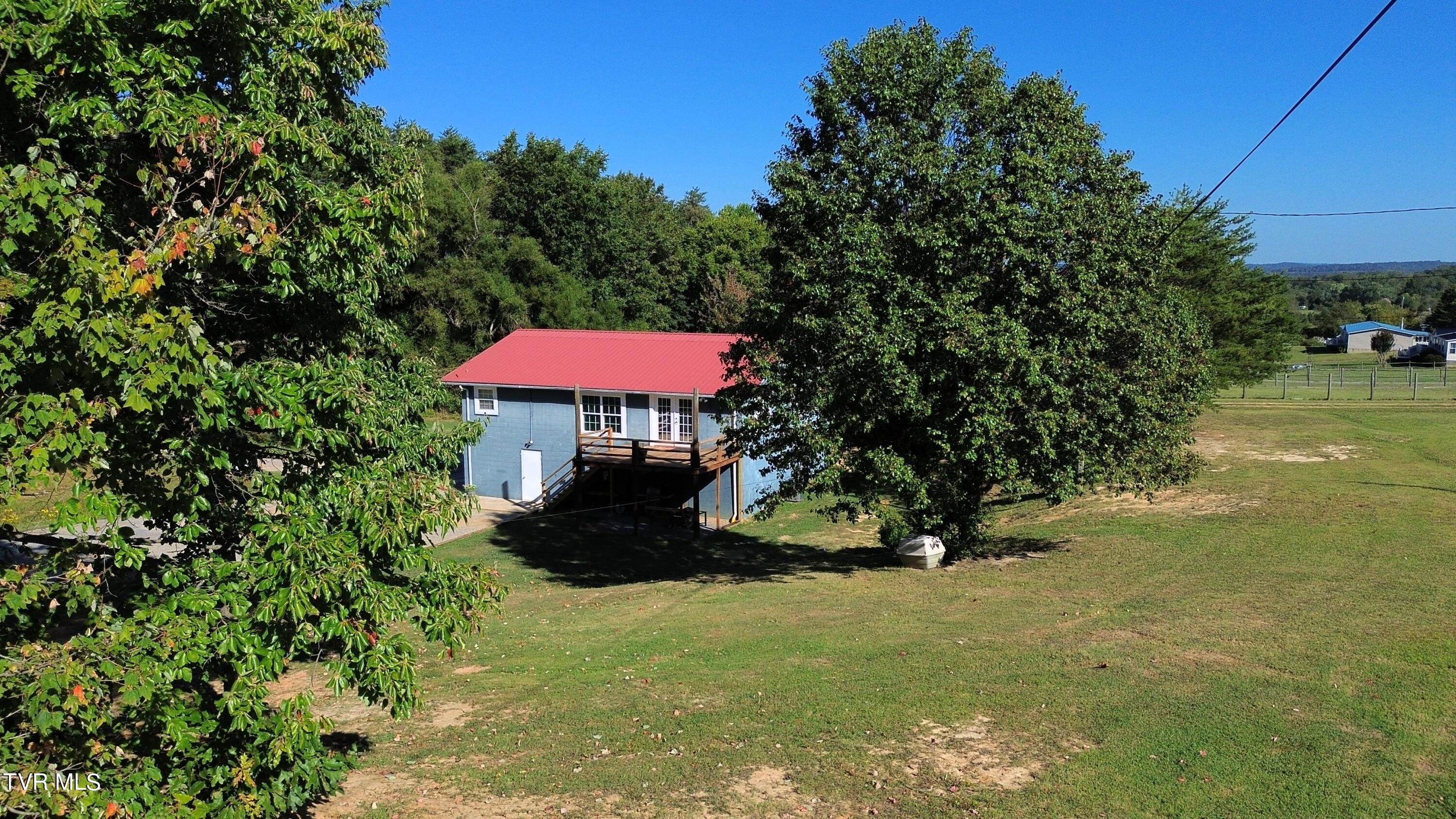 195 Back Creek Road Greeneville, TN 37743 - Photo 7 of 48 195 Back Creek Rd