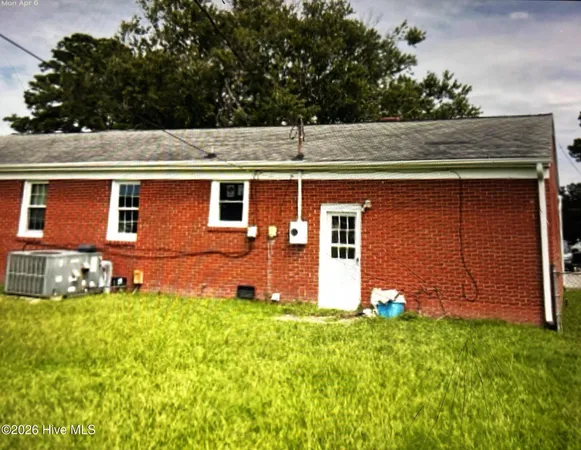 $1,800 | 4154 New Cir Drive, Ayden, NC 28513
