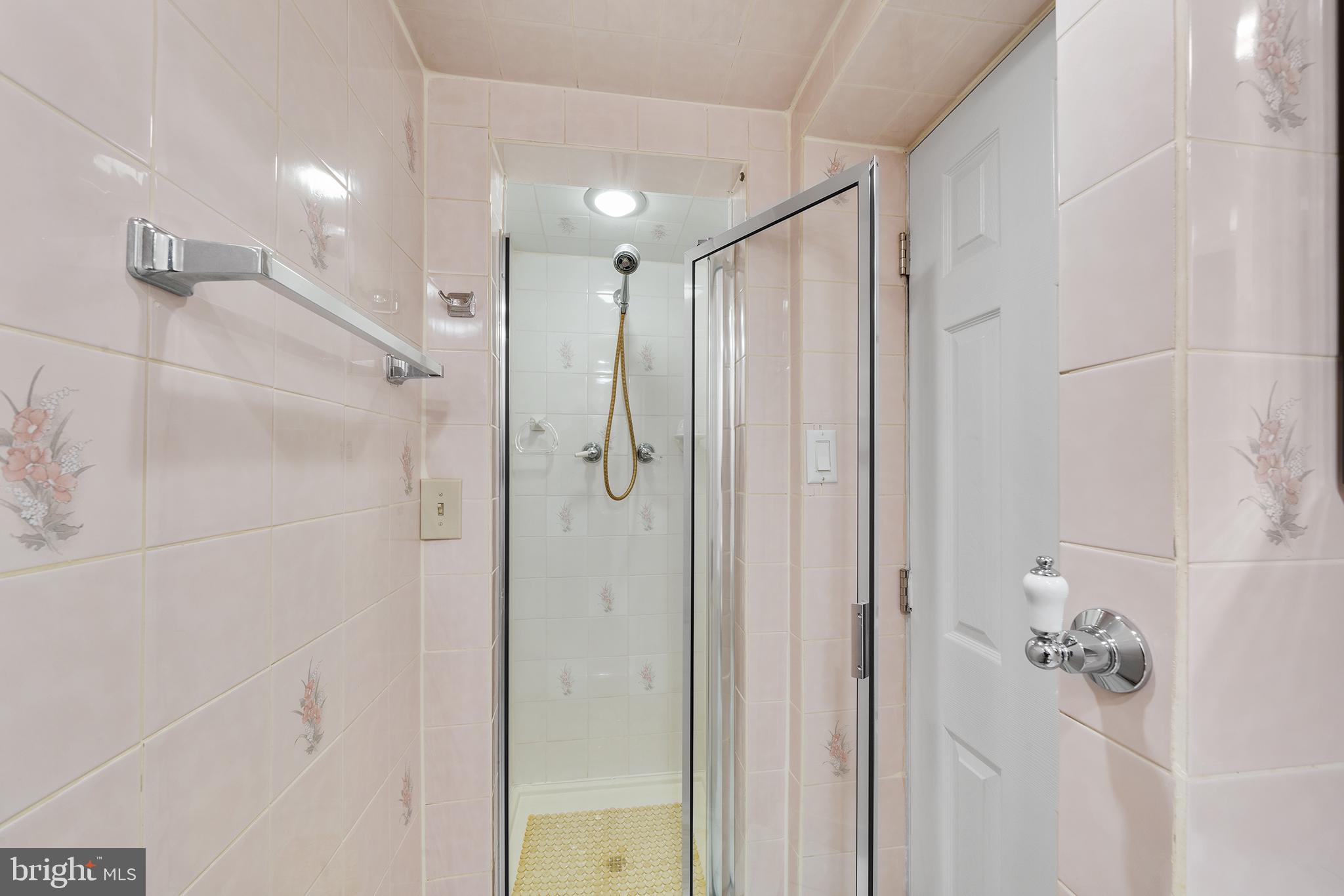 143 West Ritner Street Philadelphia, PA 19148 - Photo 12 of 23 Gallery Image 12