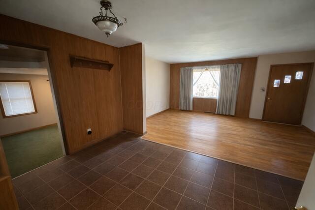 9135 Perrill Road Canal Winchester, OH 43110 - Photo 4 of 13 827D94F3-BA11-49EF-AD8F-F39DEB19A966
