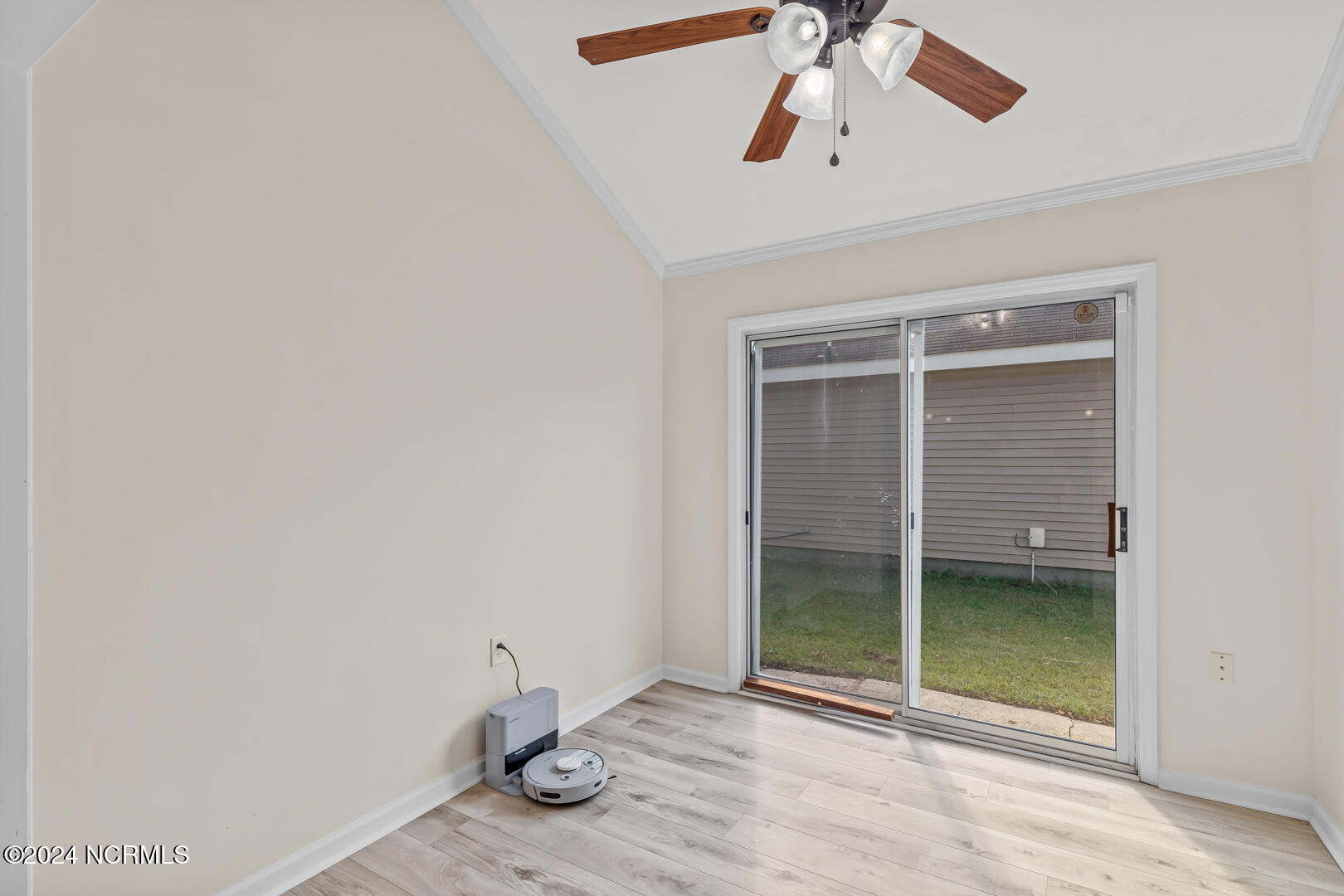 2050 Foxhorn Road Jacksonville, NC 28546 - Photo 19 of 40 19