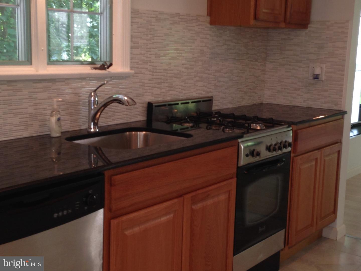333 Bridgeboro Road Moorestown, NJ 08057 - Photo 2 of 23