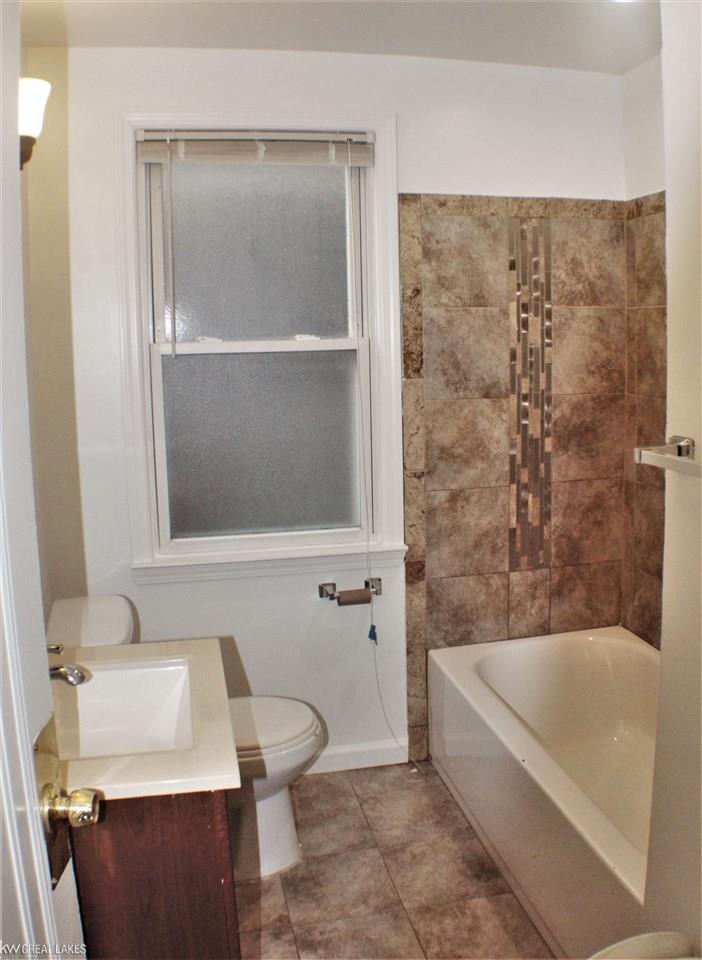 1445 Nottingham Road Grosse Pointe Park, MI 48230 - Photo 34 of 60