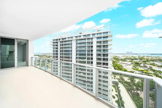 $2,127,000 | 3100 North Ocean Drive, Unit H1708, Singer Island, FL 33404