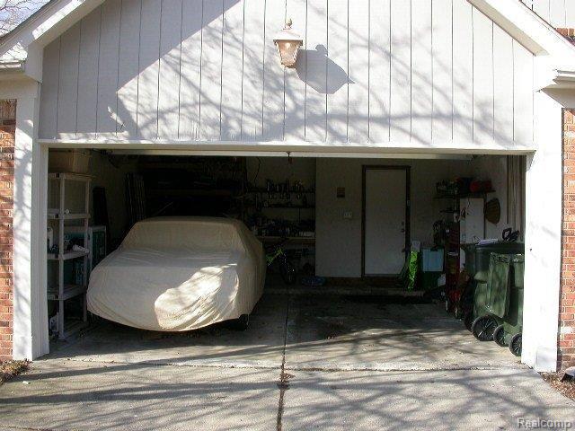 93 Rose Brier Drive Rochester, MI 48309 - Photo 23 of 25 38.JPG
