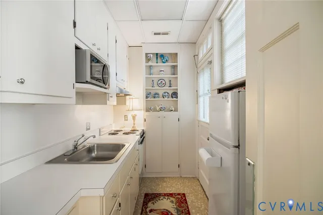 $219,000 | 5621 Cary Street Road, Unit U300, Richmond, VA 23226