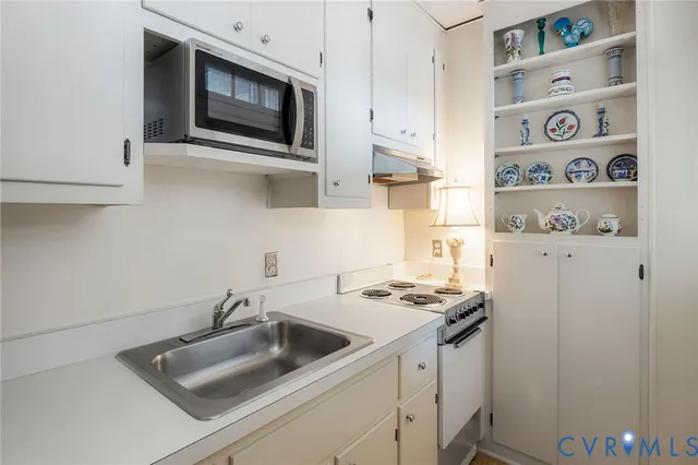 $219,000 | 5621 Cary Street Road, Unit U300, Richmond, VA 23226