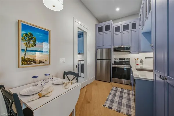 $10,200,000 | 598 Spinnaker Drive, Marco Island, FL 34145
