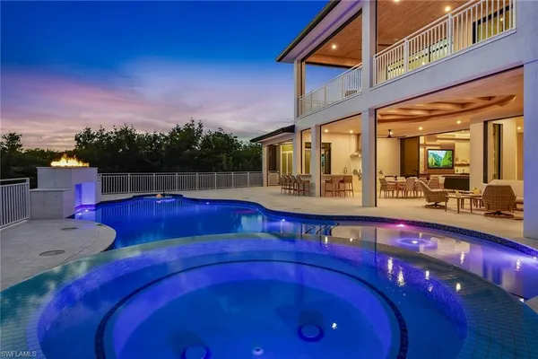 $10,200,000 | 598 Spinnaker Drive, Marco Island, FL 34145