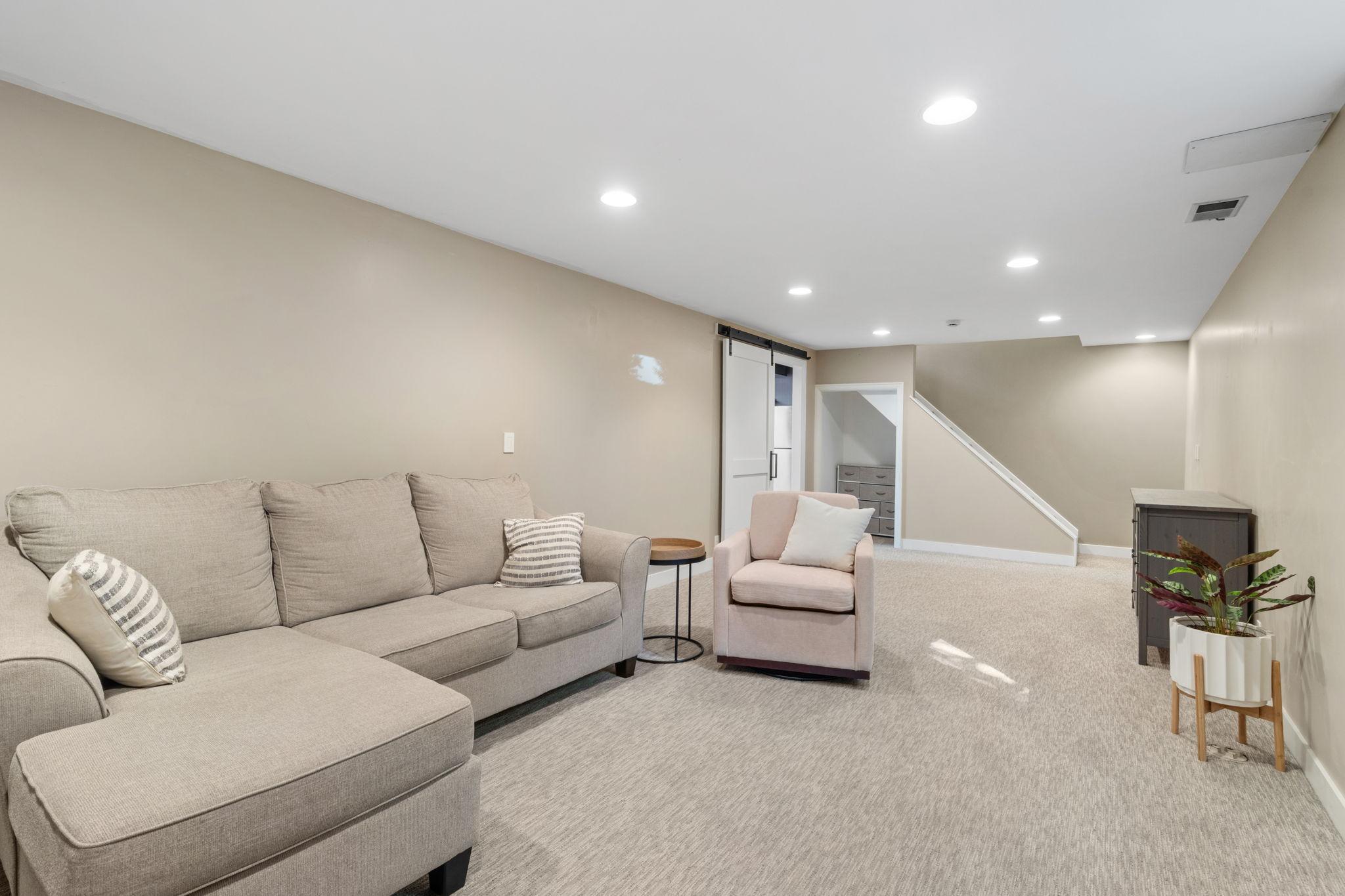 10408 Colorado Road Bloomington, MN 55438 - Photo 23 of 29 Gallery Image 23
