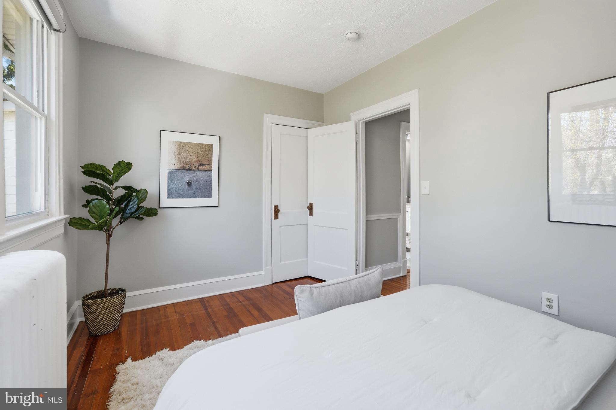 1215 Hamilton Street Northwest Washington, DC 20011 - Photo 31 of 52