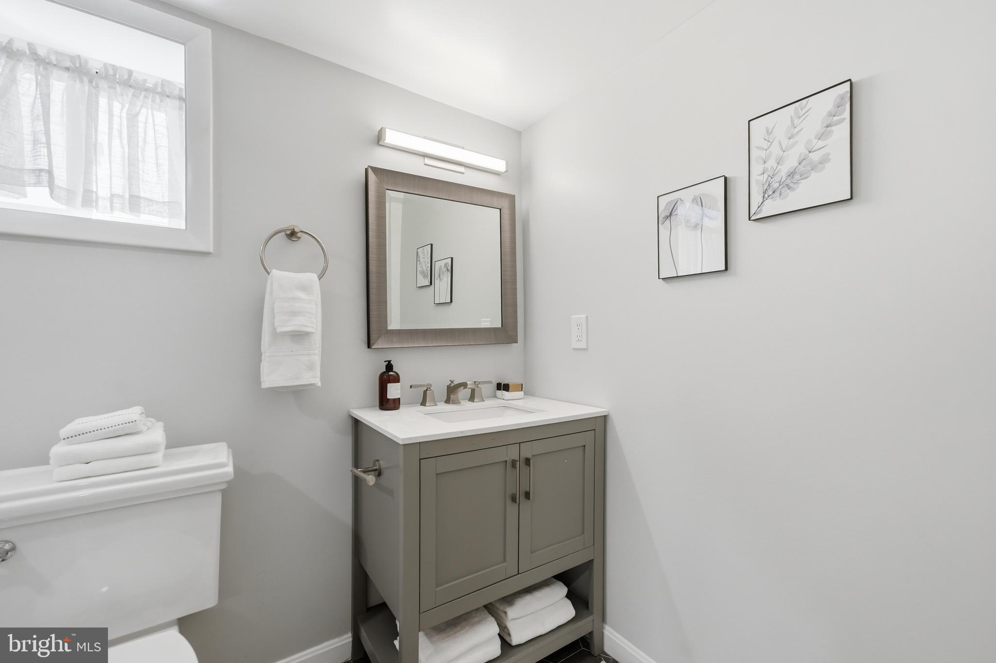 1215 Hamilton Street Northwest Washington, DC 20011 - Photo 43 of 52