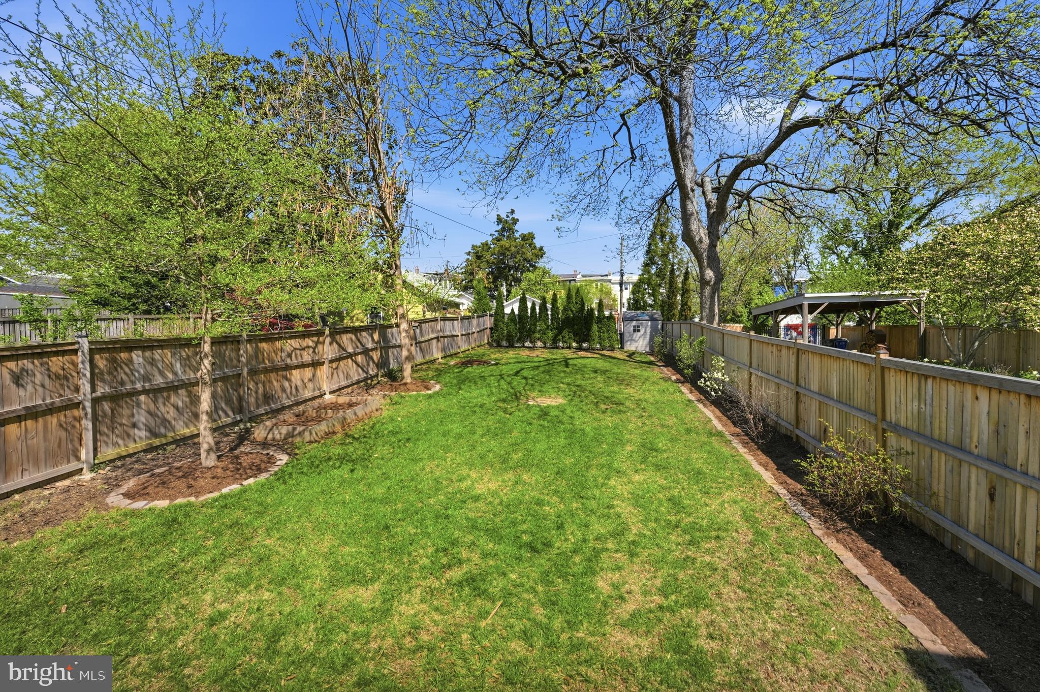1215 Hamilton Street Northwest Washington, DC 20011 - Photo 48 of 52