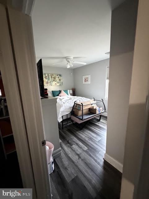 802 Devon Road Riverside, NJ 08075 - Photo 17 of 29 a bedroom with a bed and a mirror