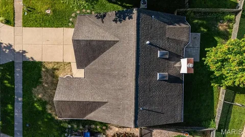 $359,900 | 409 Hunters Crossing Court, Wildwood, MO 63040