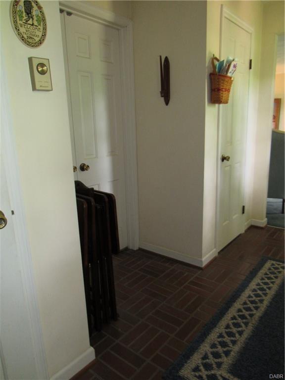 8361 Kimmel Road Clayton, OH 45315 - Photo 6 of 68