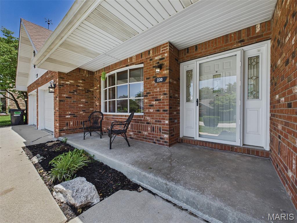 230 Hickory Ridge Belleville, IL 62223 - Photo 5 of 61
