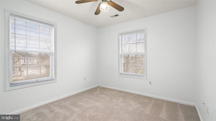 8519 Tackhouse Loop Gainesville, VA 20155 - Photo 25 of 41