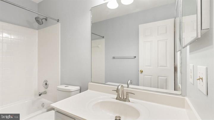 8519 Tackhouse Loop Gainesville, VA 20155 - Photo 28 of 41