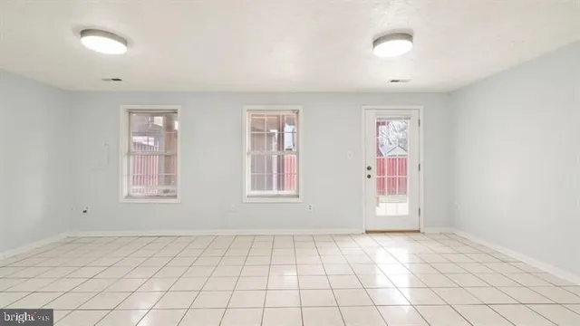 $559,000 | 8519 Tackhouse Loop, Gainesville, VA 20155