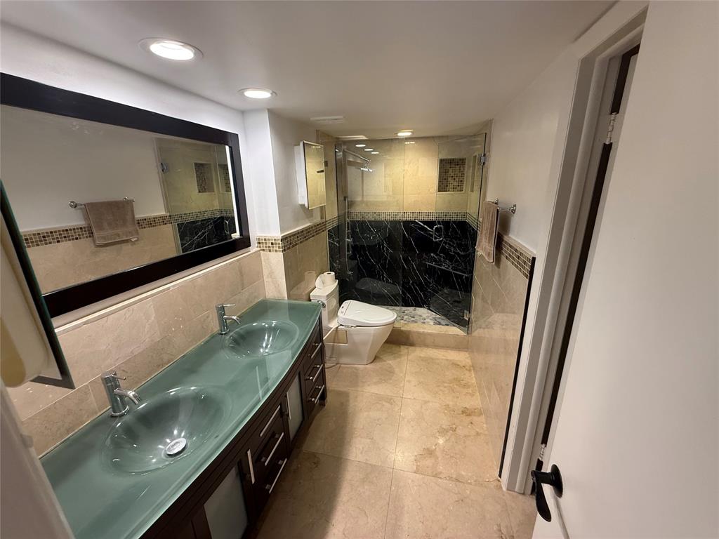 19428 Northeast 26th Avenue, Unit 103 Miami, FL 33180 - Photo 27 of 65