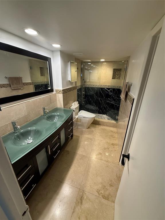 19428 Northeast 26th Avenue, Unit 103 Miami, FL 33180 - Photo 31 of 65