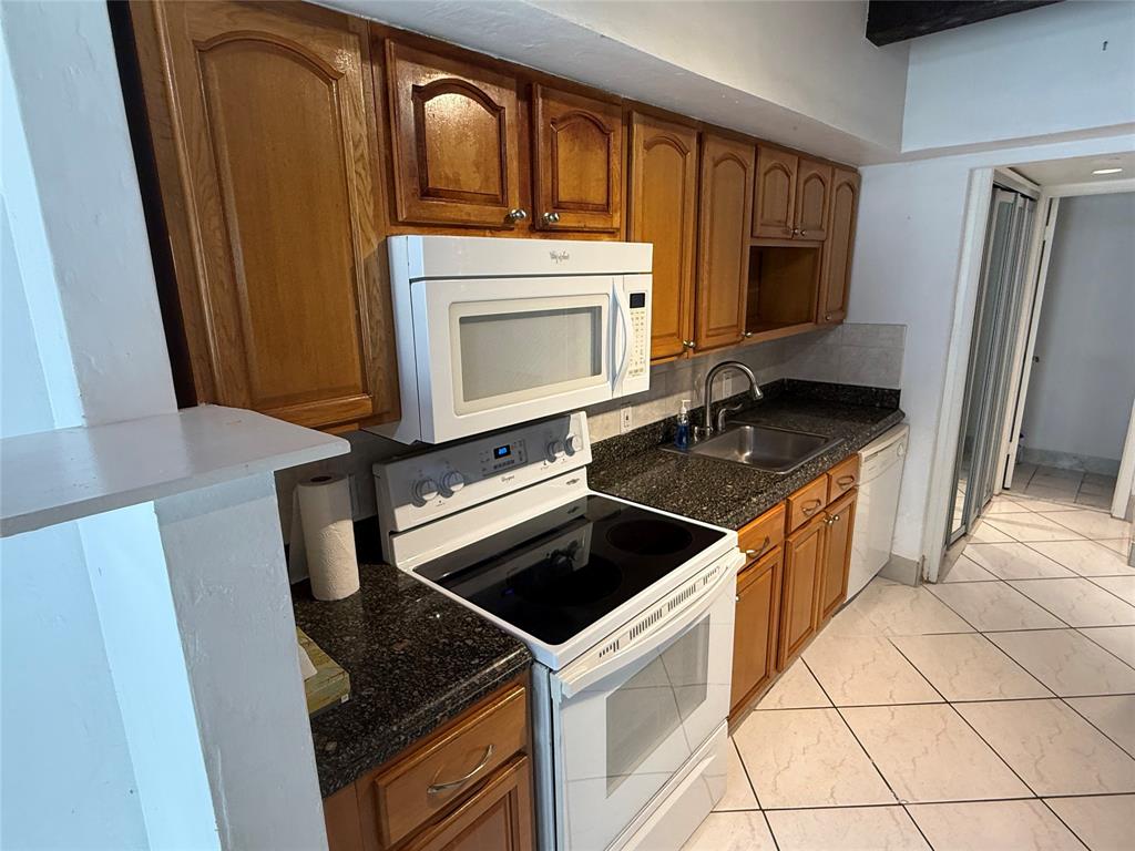 19428 Northeast 26th Avenue, Unit 103 Miami, FL 33180 - Photo 5 of 65