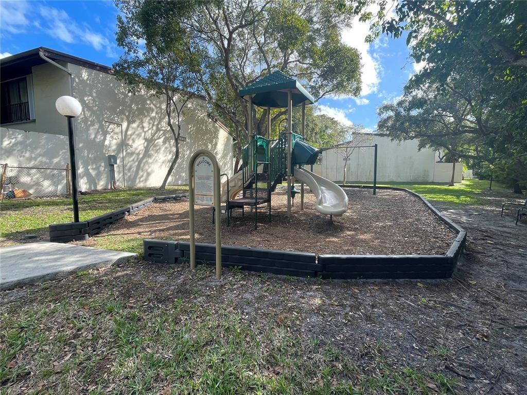 19428 Northeast 26th Avenue, Unit 103 Miami, FL 33180 - Photo 57 of 65