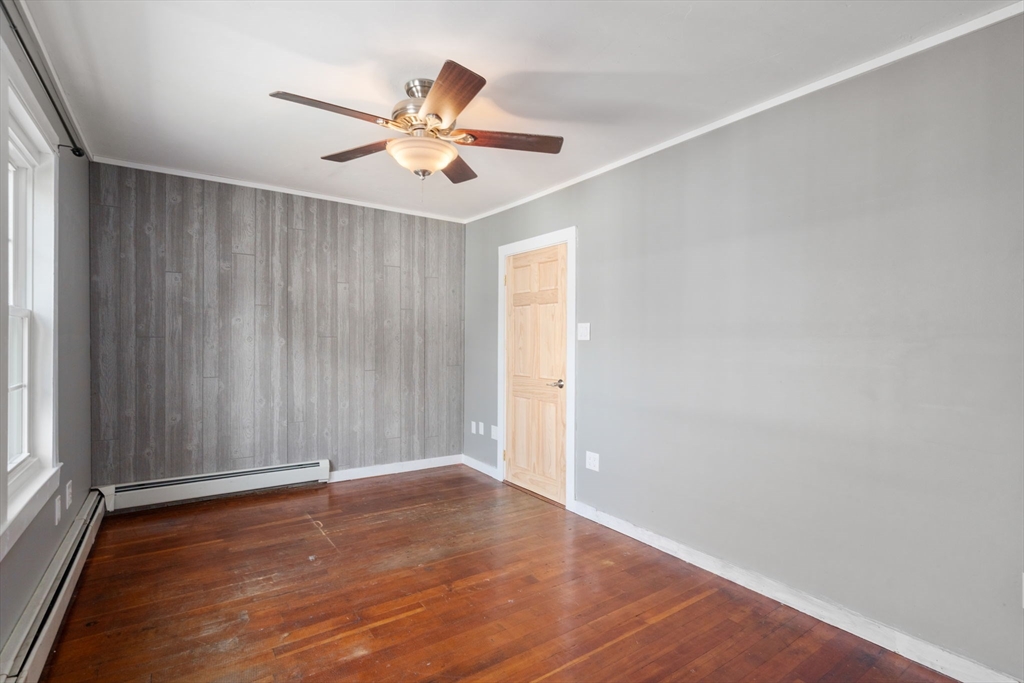 9 Providence Road Sutton, MA 01590 - Photo 17 of 37