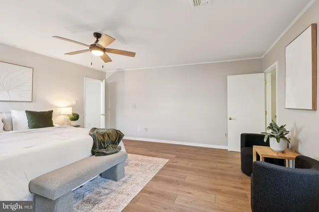 $439,900 | 11 Crimson King Lane, Levittown, PA 19055