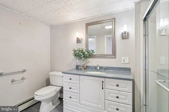 $425,000 | 11 Crimson King Lane, Levittown, PA 19055