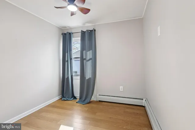 $425,000 | 11 Crimson King Lane, Levittown, PA 19055