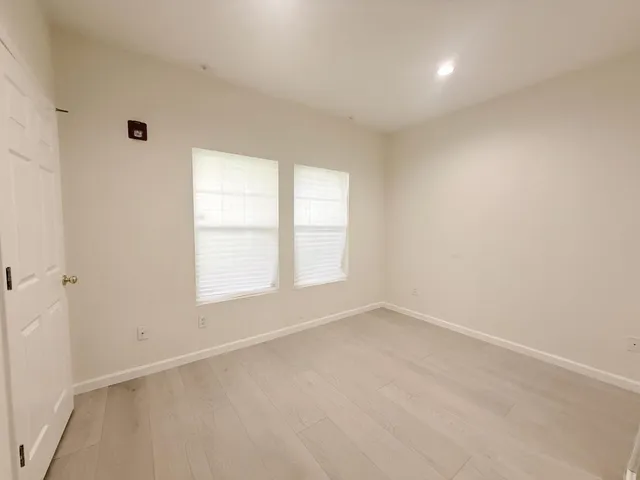 $698,000 | 313 Crescent Court, Brisbane, CA 94005