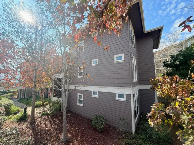 $698,000 | 313 Crescent Court, Brisbane, CA 94005