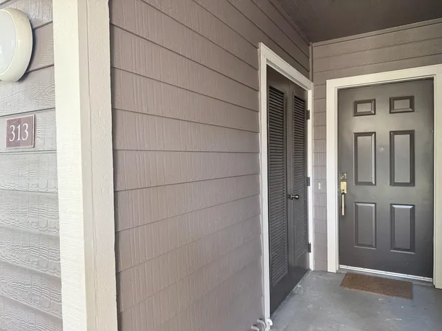 $698,000 | 313 Crescent Court, Brisbane, CA 94005