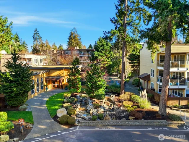 $380,000 | 22910 90th Avenue West, Unit D105, Edmonds, WA 98026