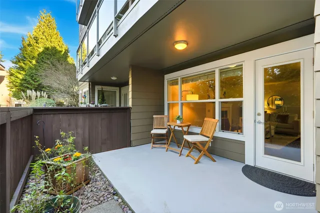 $380,000 | 22910 90th Avenue West, Unit D105, Edmonds, WA 98026