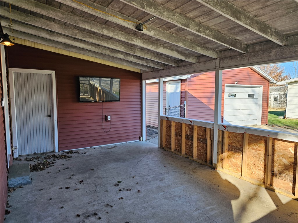 303 North Oakland Road Ashmore, IL 61912 - Photo 18 of 23