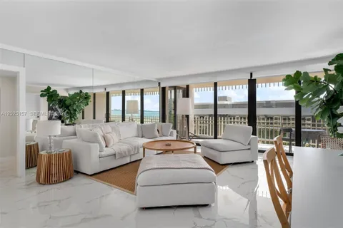 $1,700,000 | 3 Grove Isle Drive, Unit C803, Miami, FL 33133