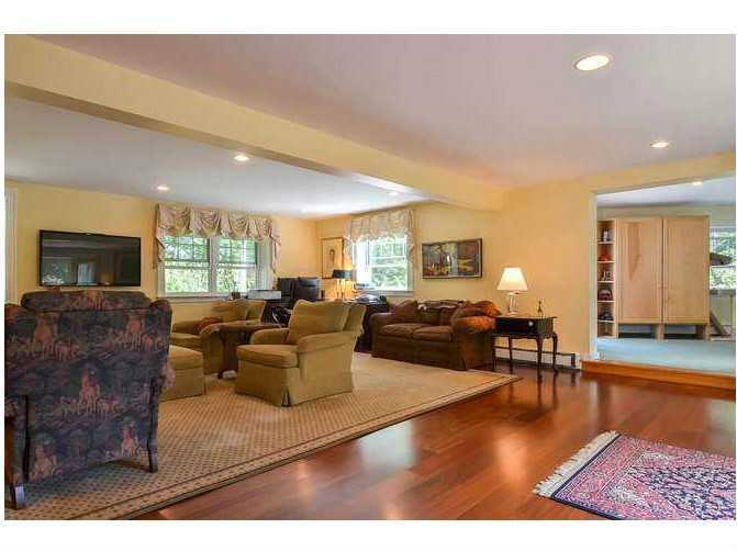 6 Waumbek Road Cape Elizabeth, ME 04107 - Photo 8 of 35 Living Room.