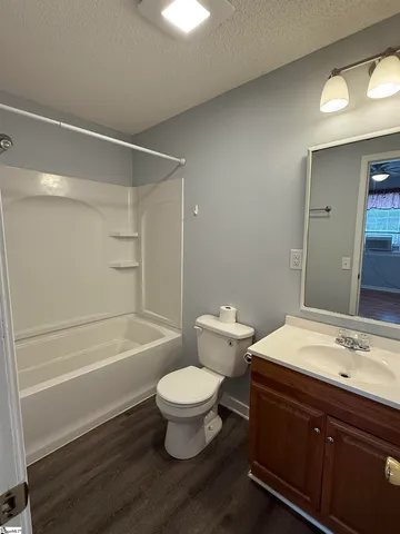 $95,000 | 120 Russell Street, Laurens, SC 29360