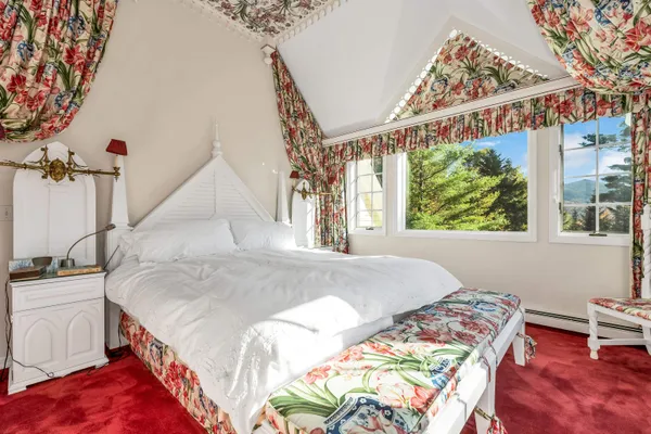 $1,999,000 | 27 Jasinski Road, Waterville Valley, NH 03215