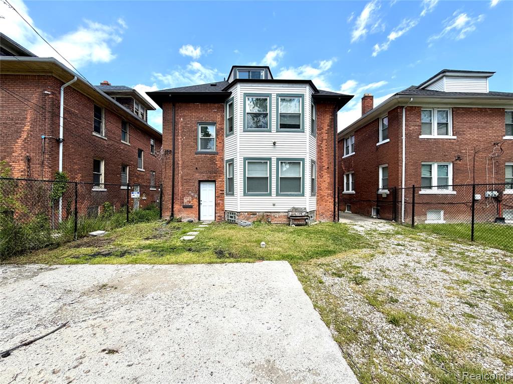 2045 Calvert Avenue Detroit, MI 48206 - Photo 35 of 41