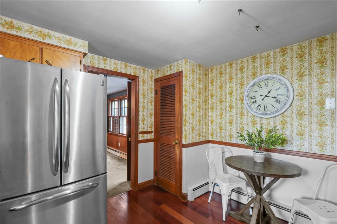 6 Lafayette Road Barrington, RI 02806 - Photo 14 of 40