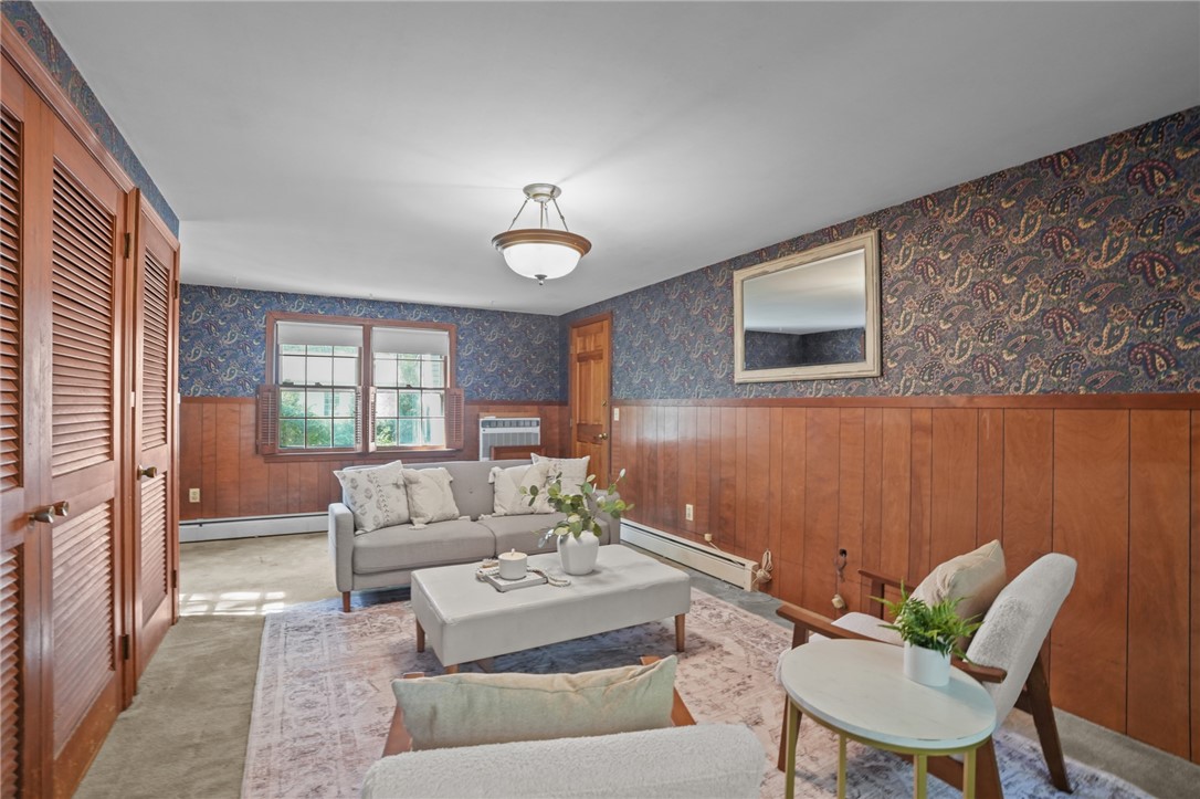 6 Lafayette Road Barrington, RI 02806 - Photo 20 of 40 Family Room