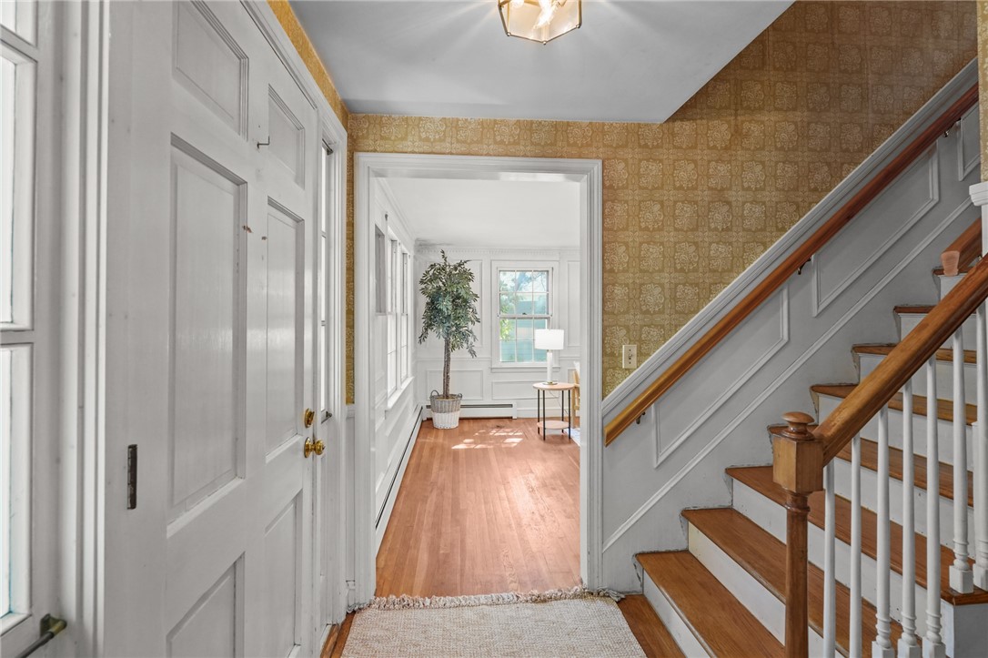 6 Lafayette Road Barrington, RI 02806 - Photo 21 of 40 Foyer