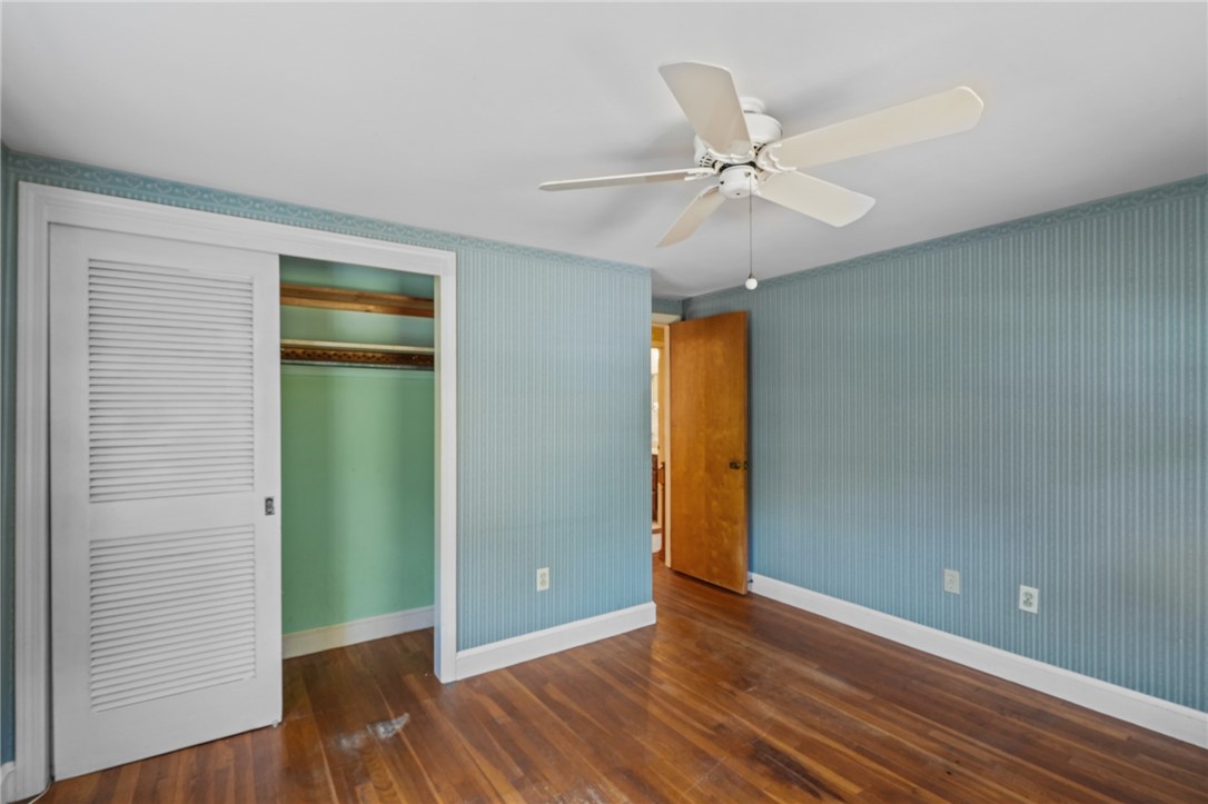 6 Lafayette Road Barrington, RI 02806 - Photo 32 of 40 Bedroom 3