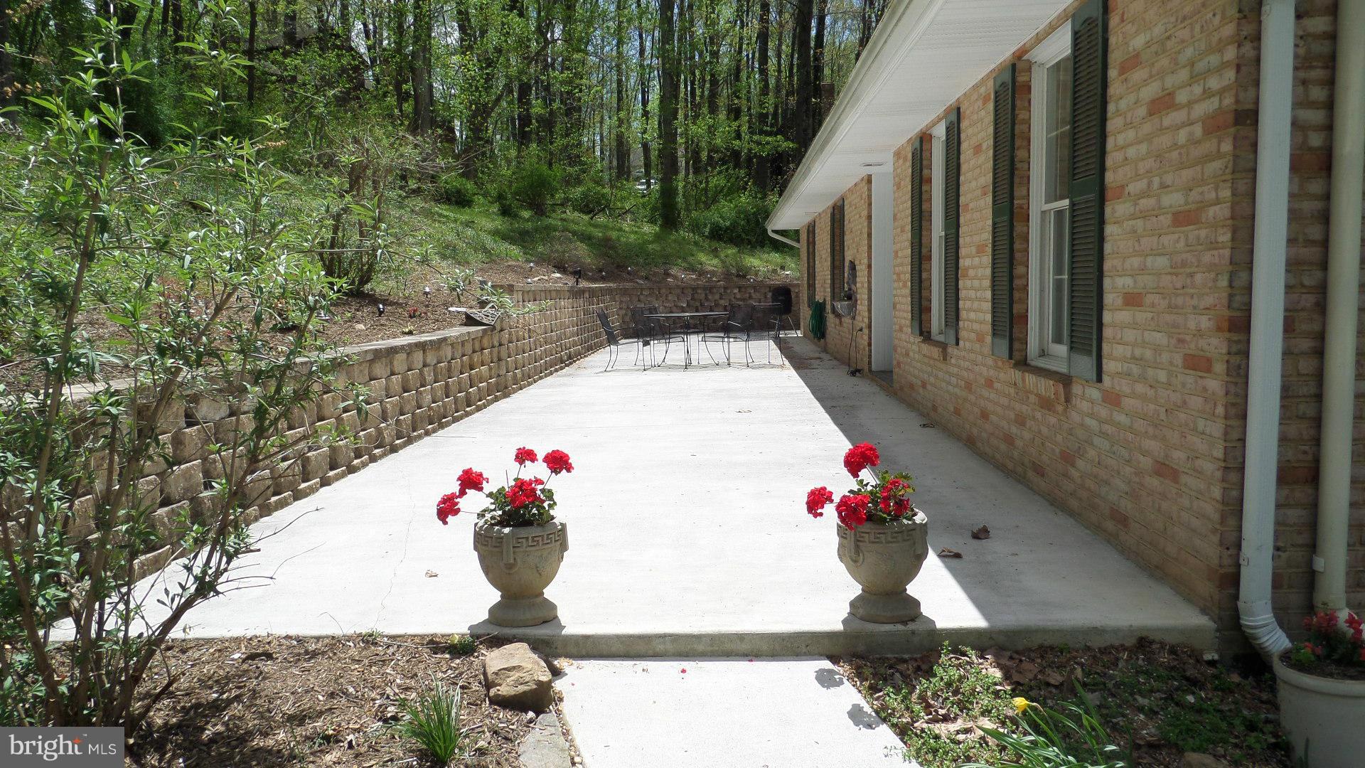 27 Rio Lane Falling Waters, WV 25419 - Photo 9 of 30 Secluded Patio