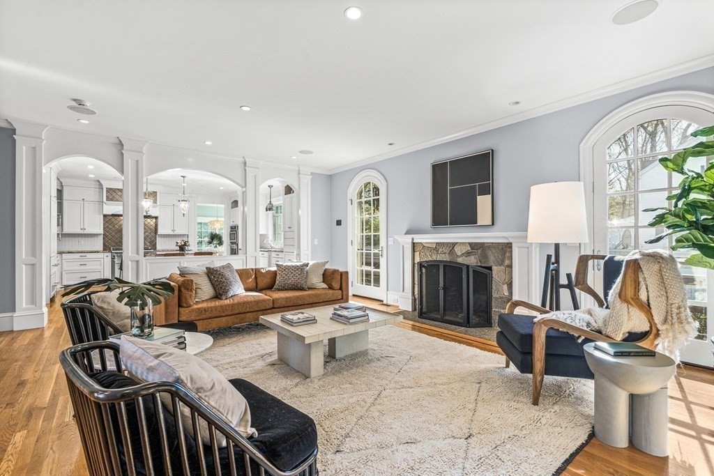 2 River Glen Road Wellesley, MA 02481 - Photo 16 of 39