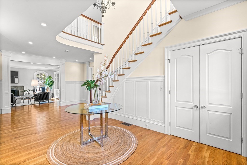 2 River Glen Road Wellesley, MA 02481 - Photo 2 of 39